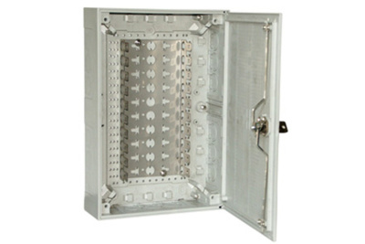 SMB-TM-DB-003, Бокс 100х2, под плинт LSA, пластик, дверца замок Kronection Box III Sembanx =6437 1 020-20